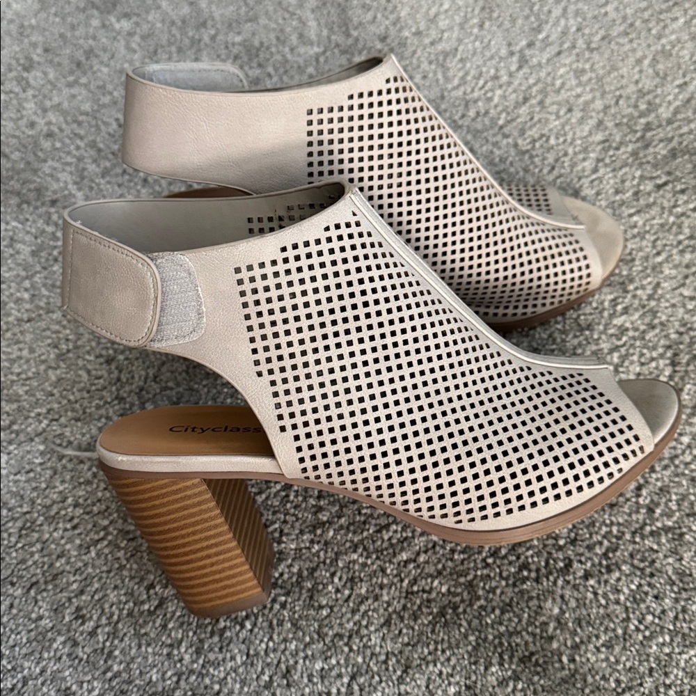 Cityclassified Cream Perforated Peep Toe Heels